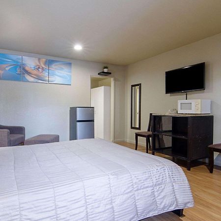 Rodeway Inn Flagstaff East Route 66 Екстериор снимка