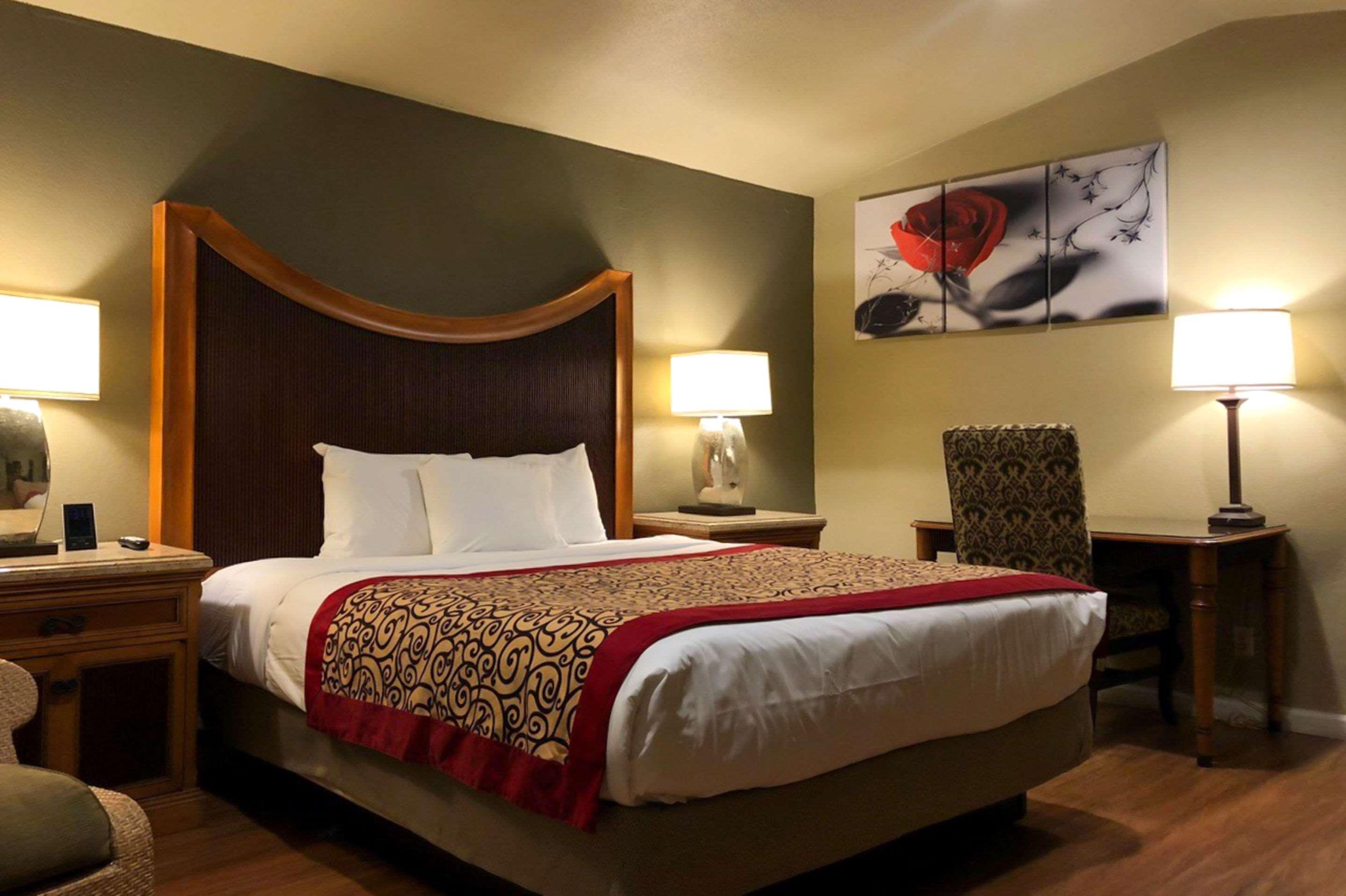 Rodeway Inn Flagstaff East Route 66 Екстериор снимка