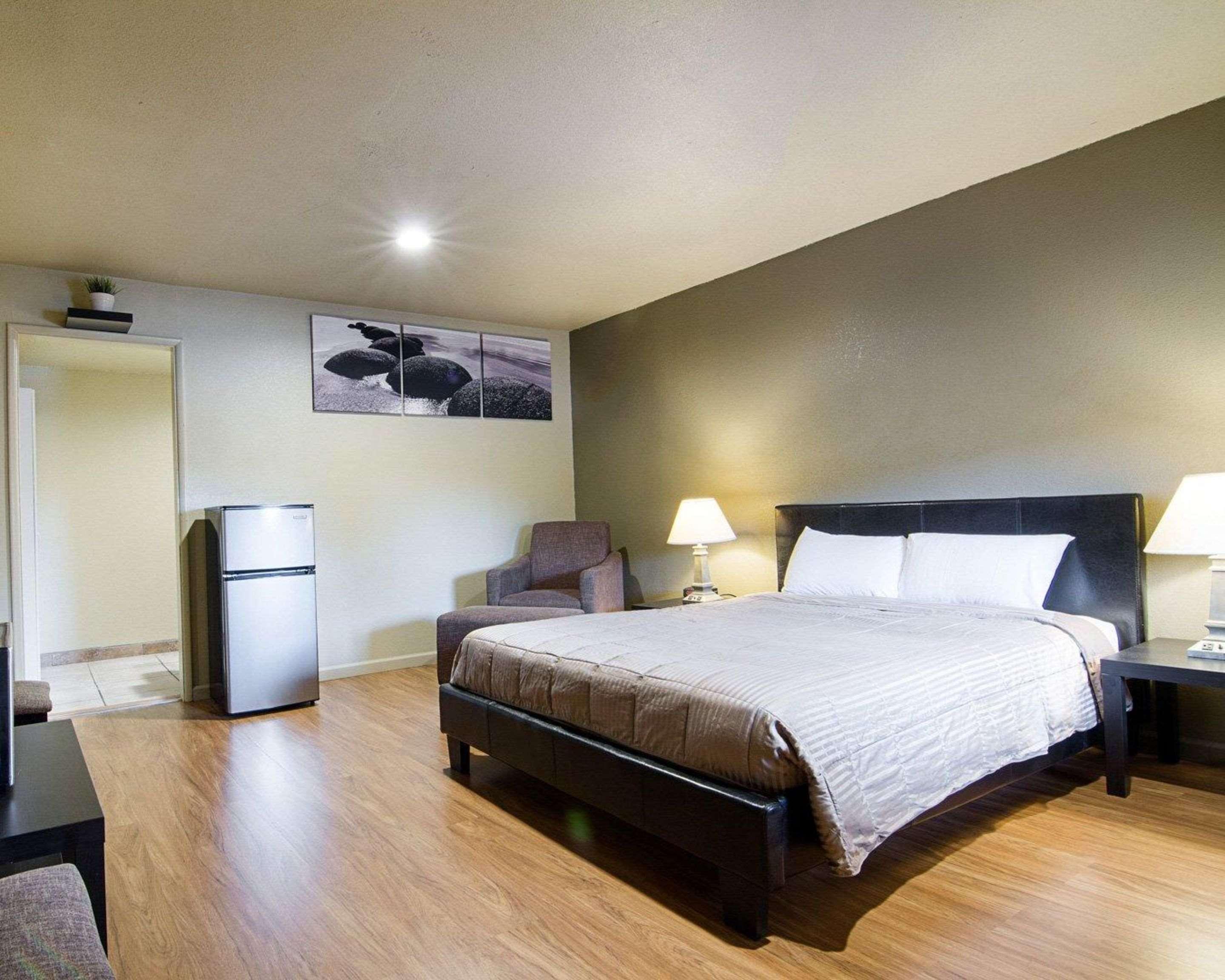 Rodeway Inn Flagstaff East Route 66 Екстериор снимка