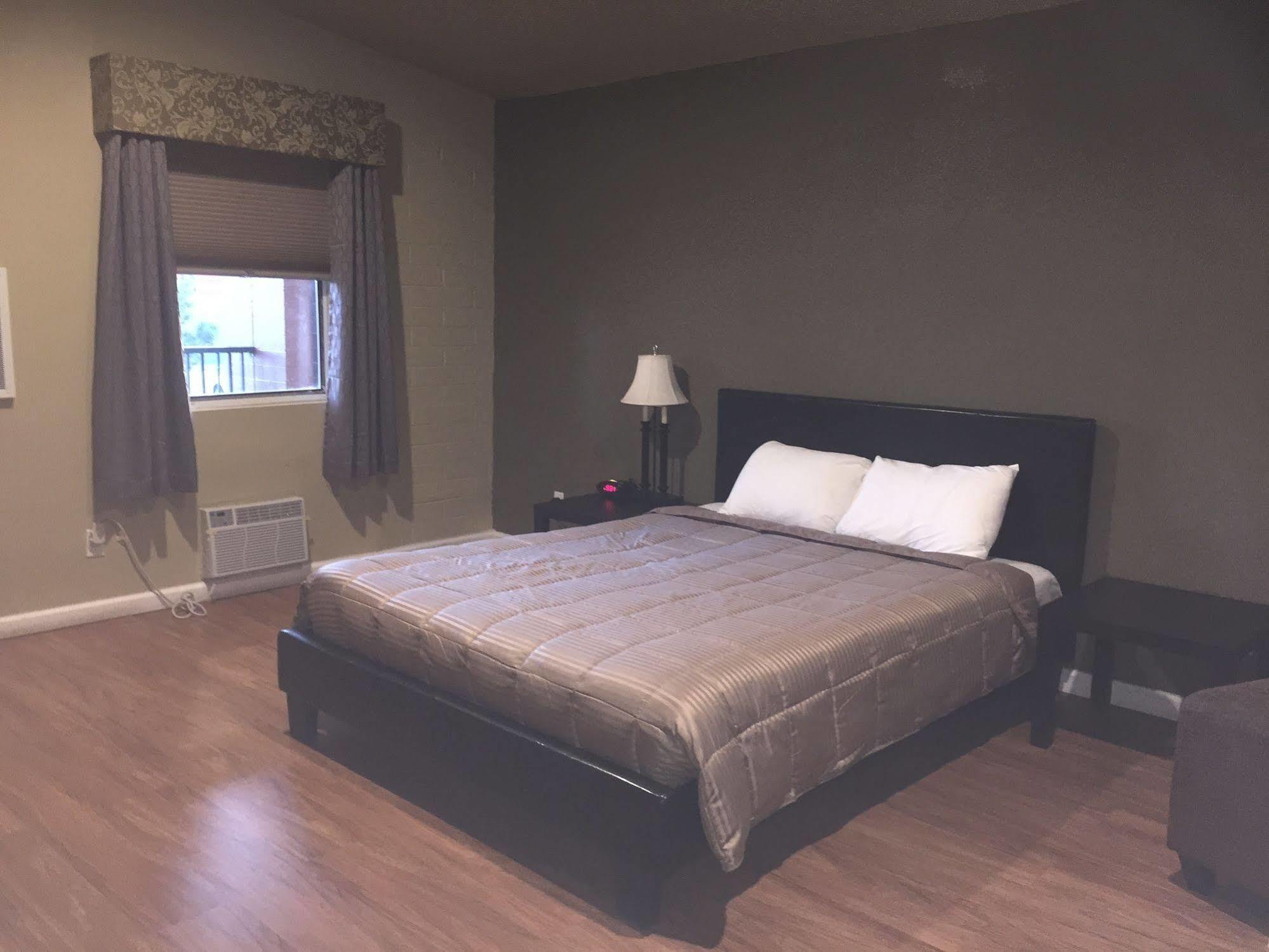 Rodeway Inn Flagstaff East Route 66 Екстериор снимка
